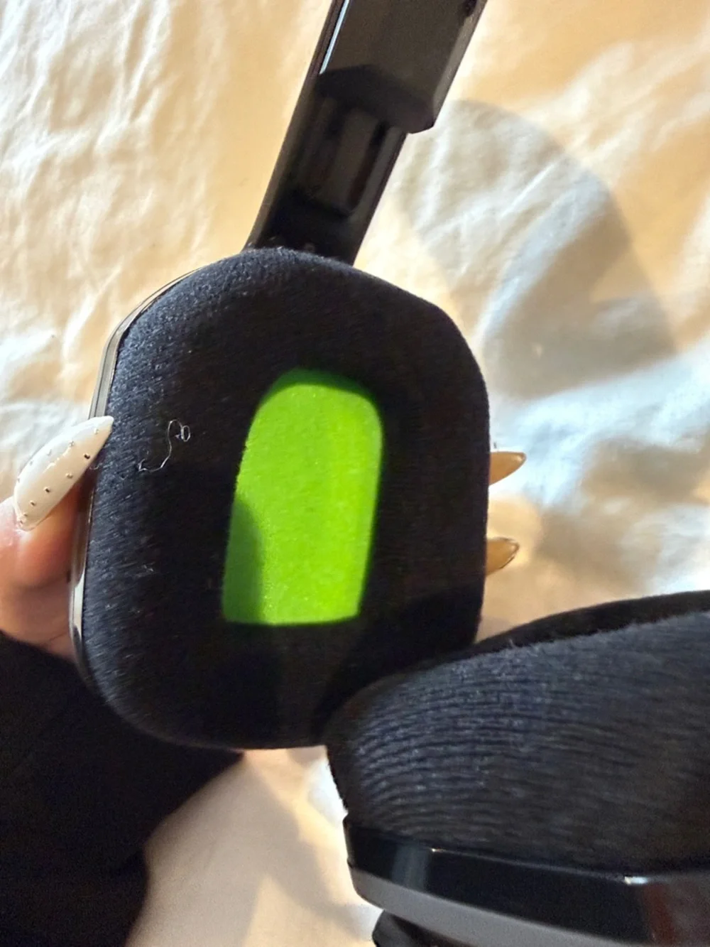 Astro A20 Wireless Gaming Headset - black & Green - Picture 6 of 6